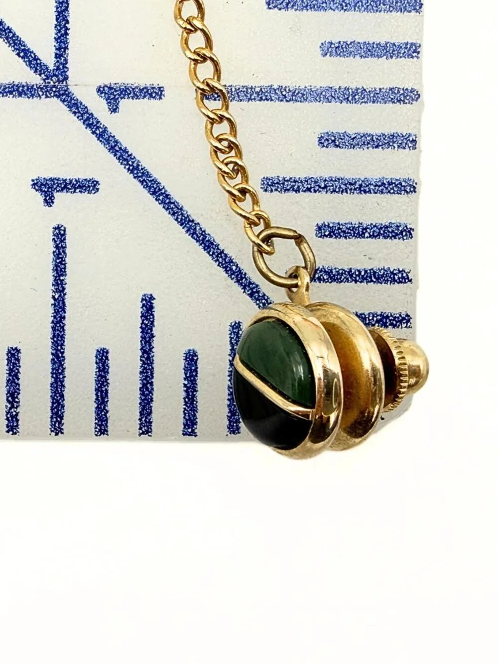 Vintage Marked MCM 10k Gold Retro Green Glass Tie Tac w/ Safety Chain